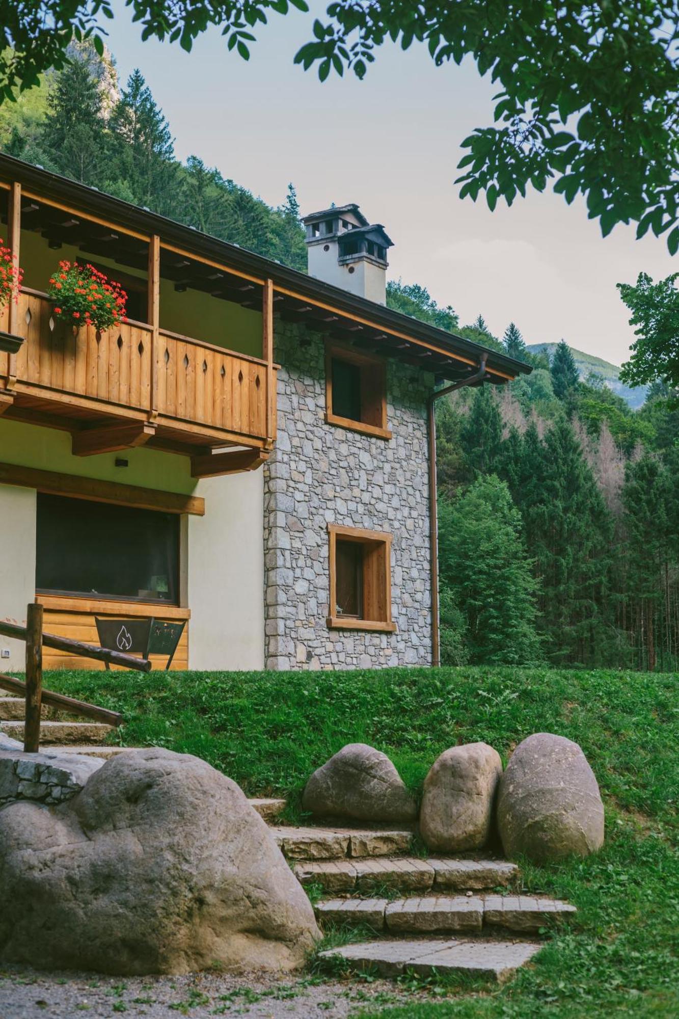 Вілла Agriturismo Ferdy Lenna Екстер'єр фото